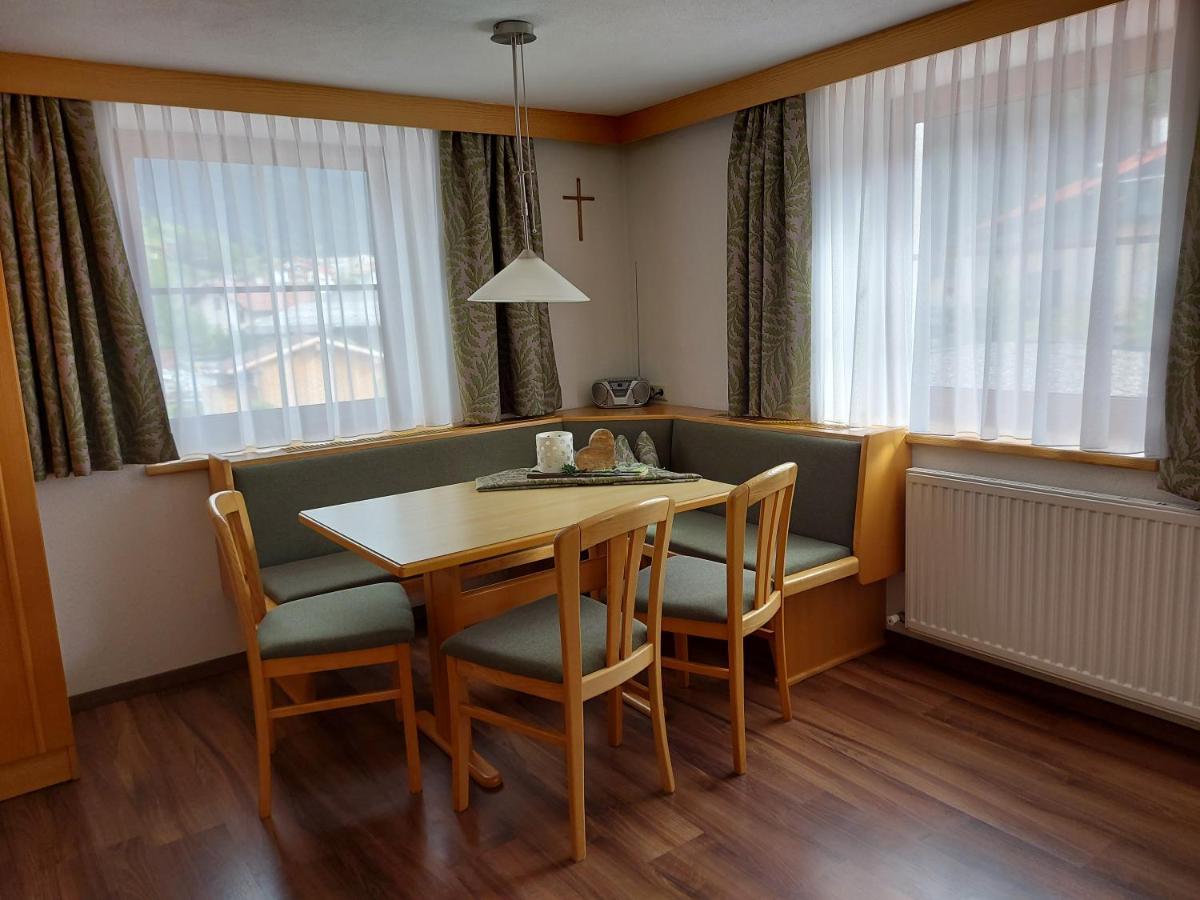Appartements Klapeer Nauders Exteriör bild