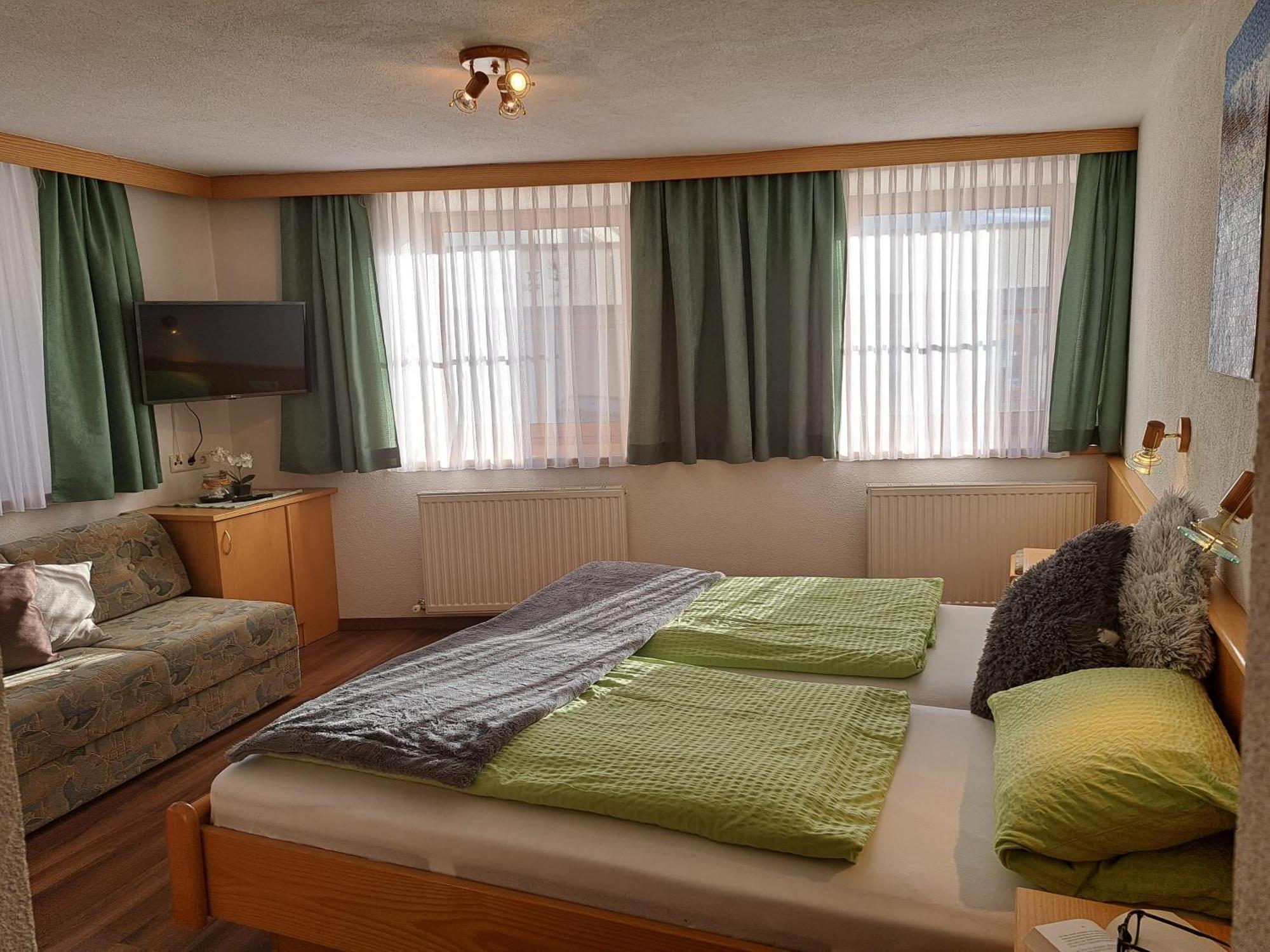 Appartements Klapeer Nauders Exteriör bild