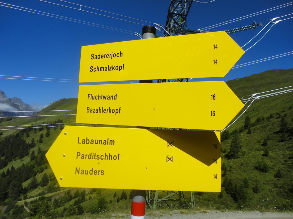 Appartements Klapeer Nauders Exteriör bild